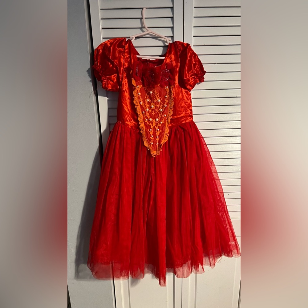 Costume for girl